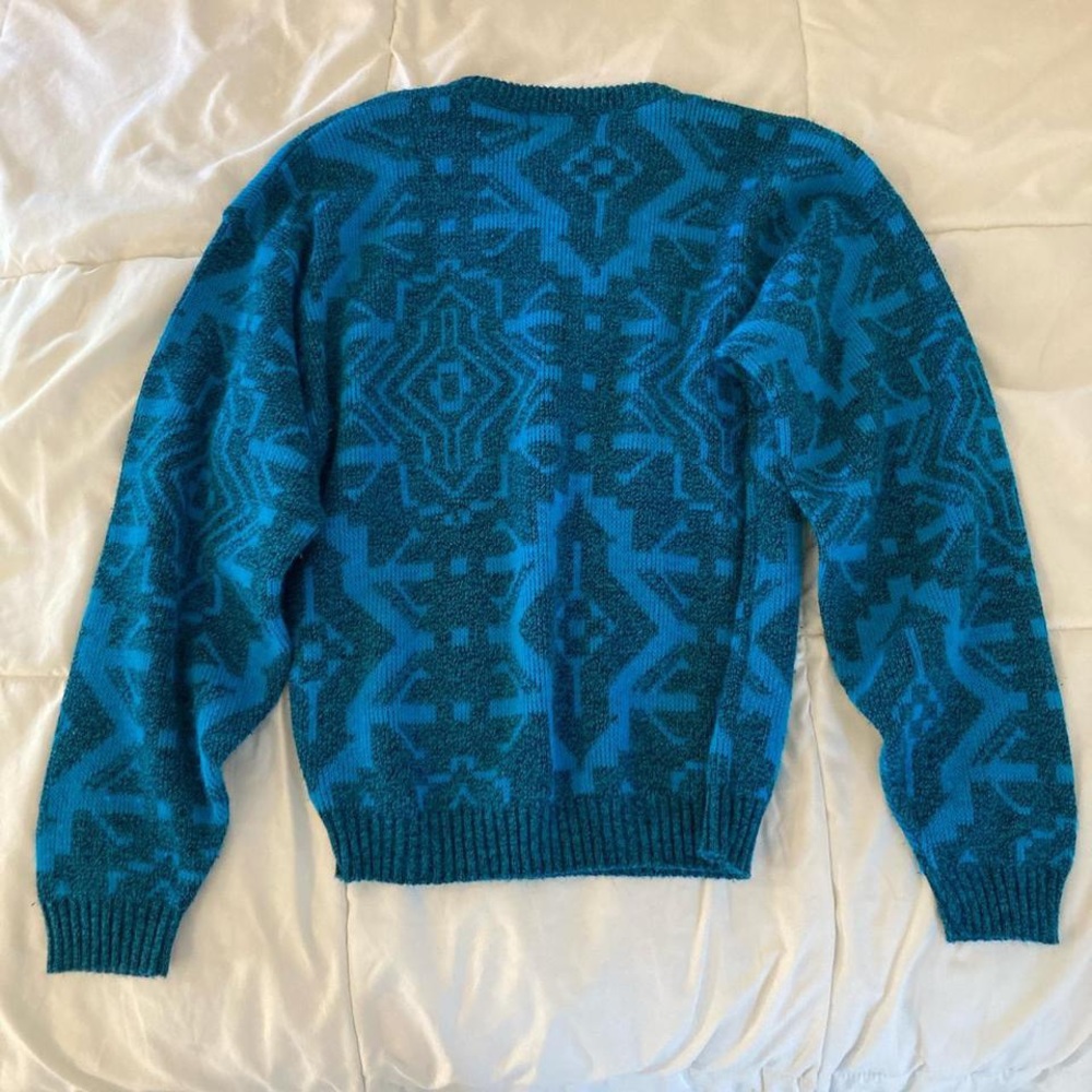 Funky Retro Sweater - Picture 2 of 4